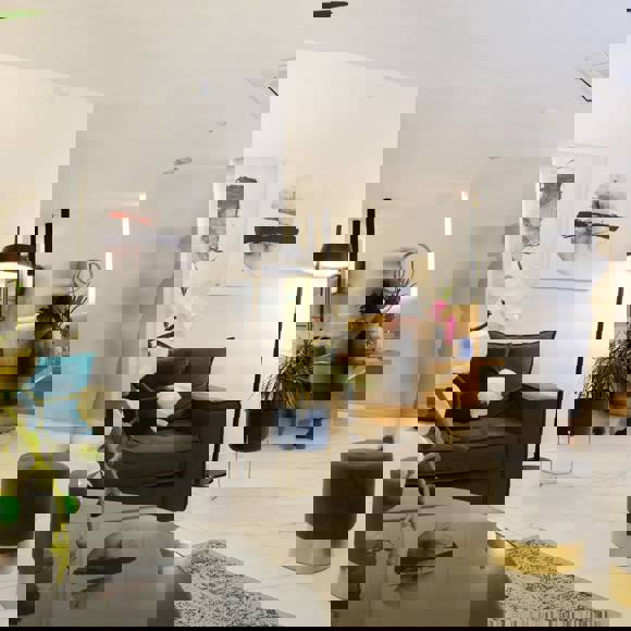 Elegant waiting area of Opsis Clinical with modern decor and welcoming atmosphere